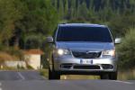 Lancia Voyager 2011 года